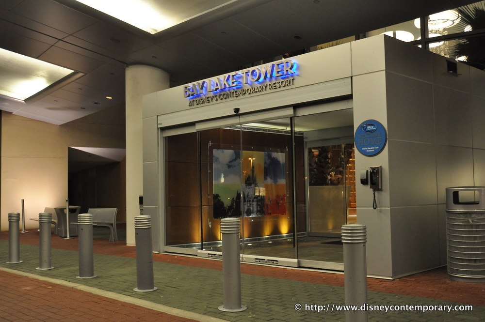 Bay Lake Tower Front Desk